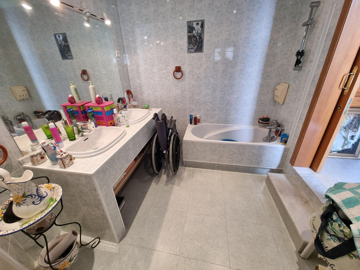 Huis te koop in Ciudad Jardín | 5 slaapkamers H5037292
