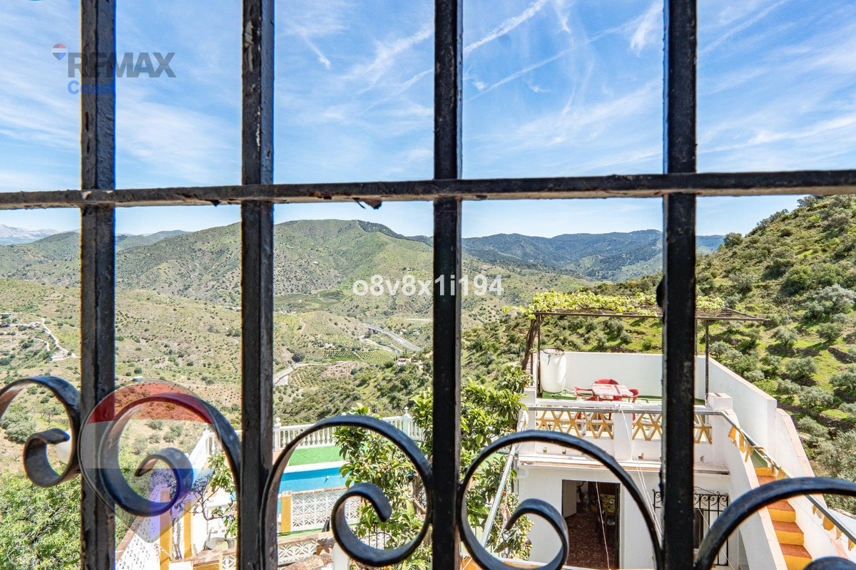 Huis te koop in Ciudad Jardín | 3 slaapkamers H5368378