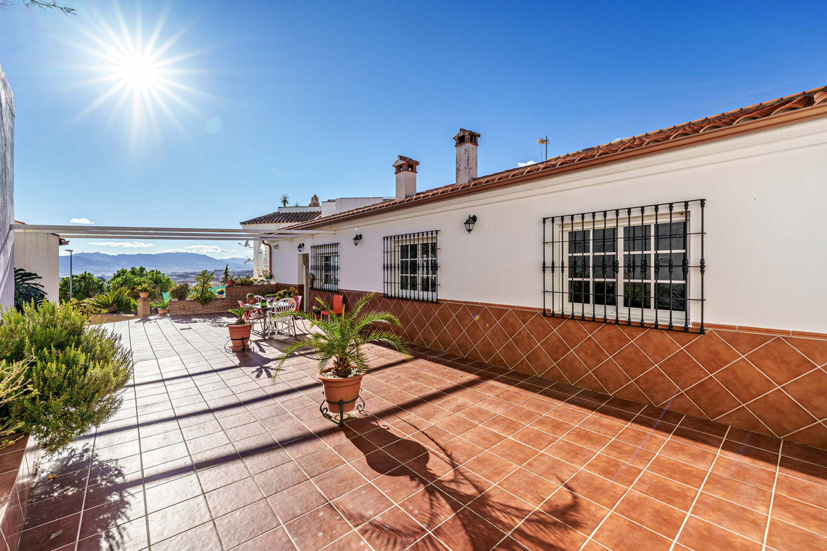 Huis te koop in Ciudad Jardín | 3 slaapkamers H5391619