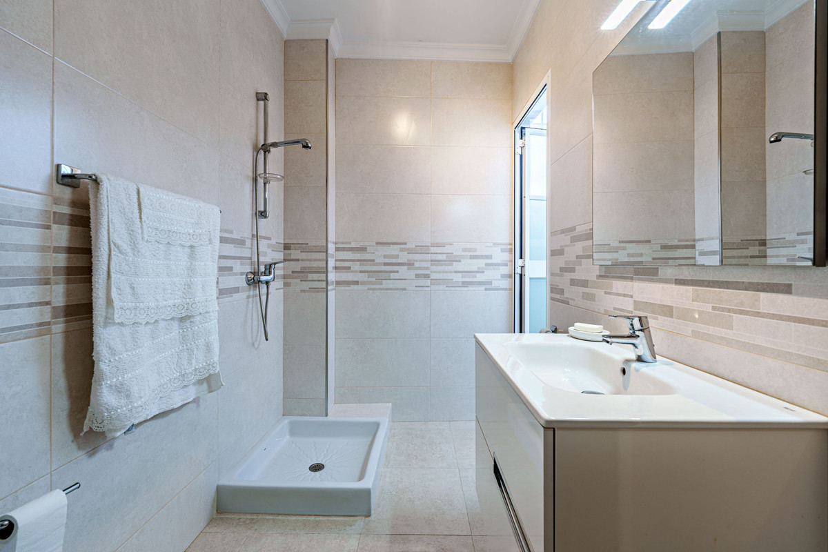 Huis te koop in Ciudad Jardín | 3 slaapkamers H5391619
