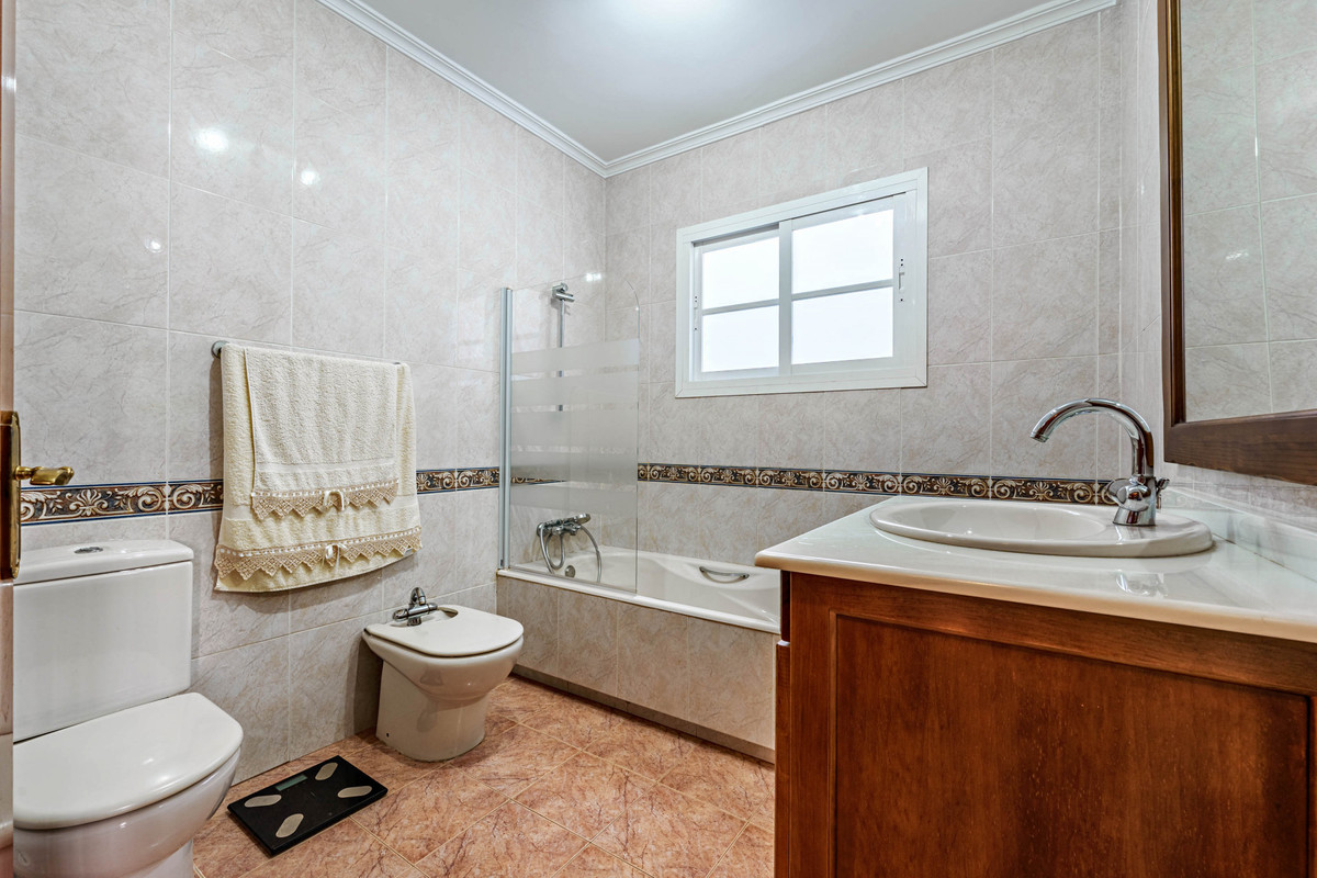Huis te koop in Ciudad Jardín | 3 slaapkamers H5391619
