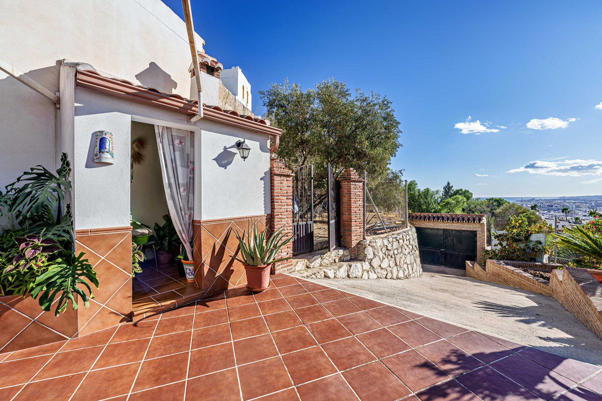 Huis te koop in Ciudad Jardín | 3 slaapkamers H5391619