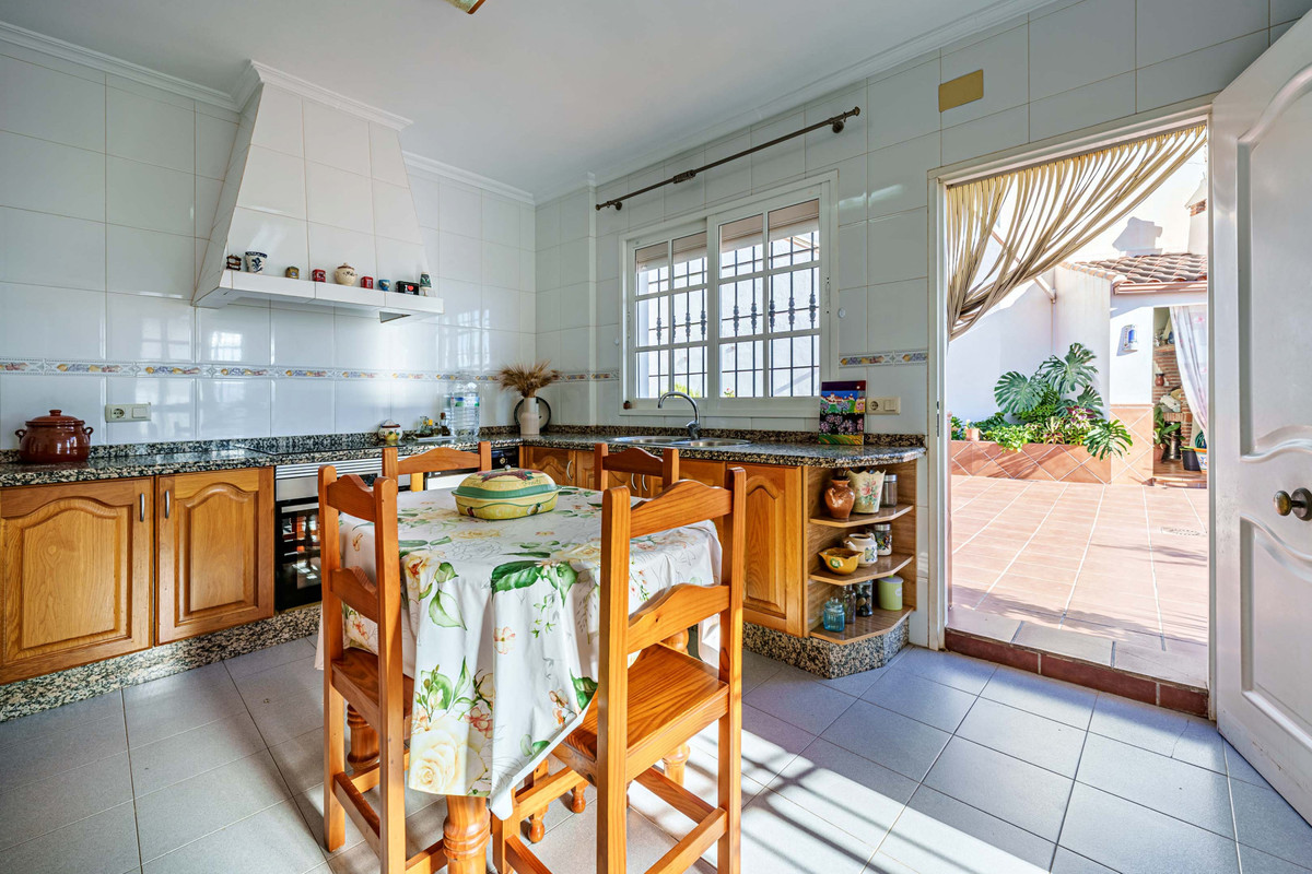 Huis te koop in Ciudad Jardín | 3 slaapkamers H5391619