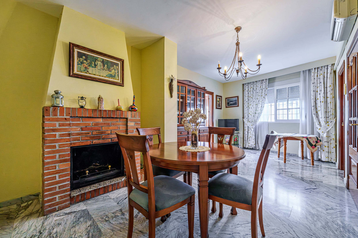 Huis te koop in Ciudad Jardín | 3 slaapkamers H5391619
