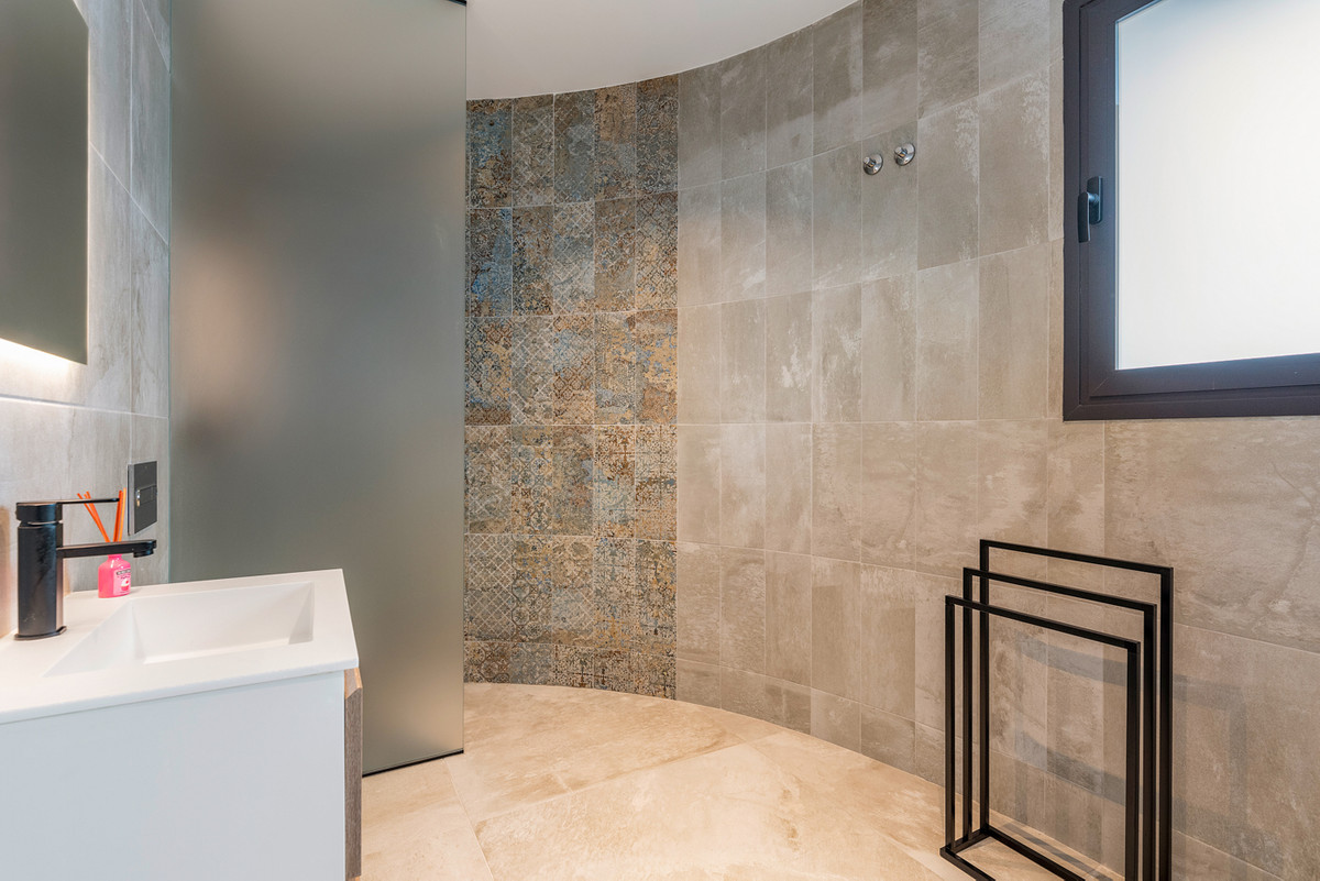 Property main view 32