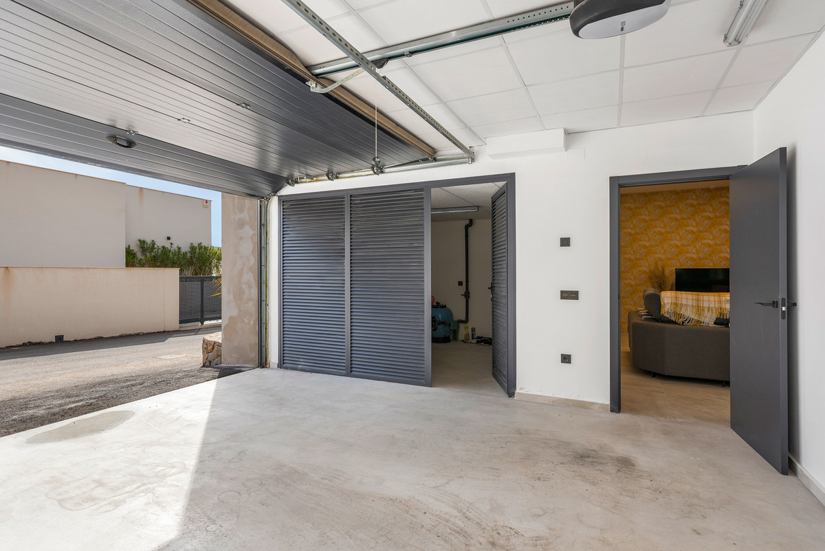 Property main view 44