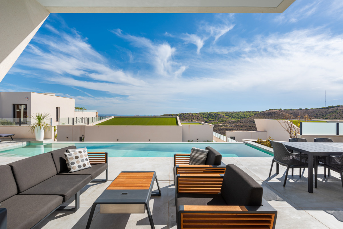 Property main view 48