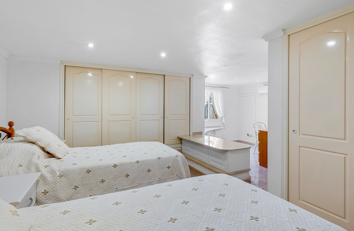 Property main view 45