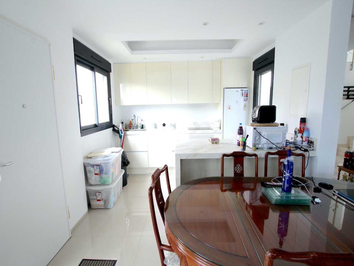 Property main view 20