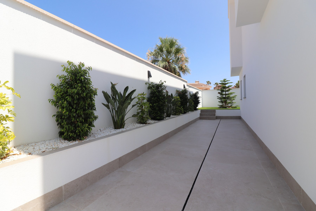 Property main view 40