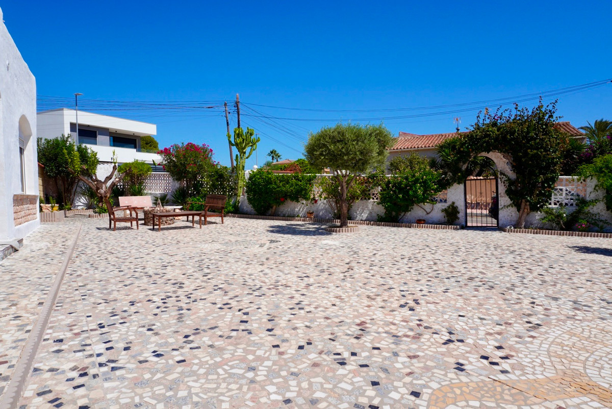 Property main view 44