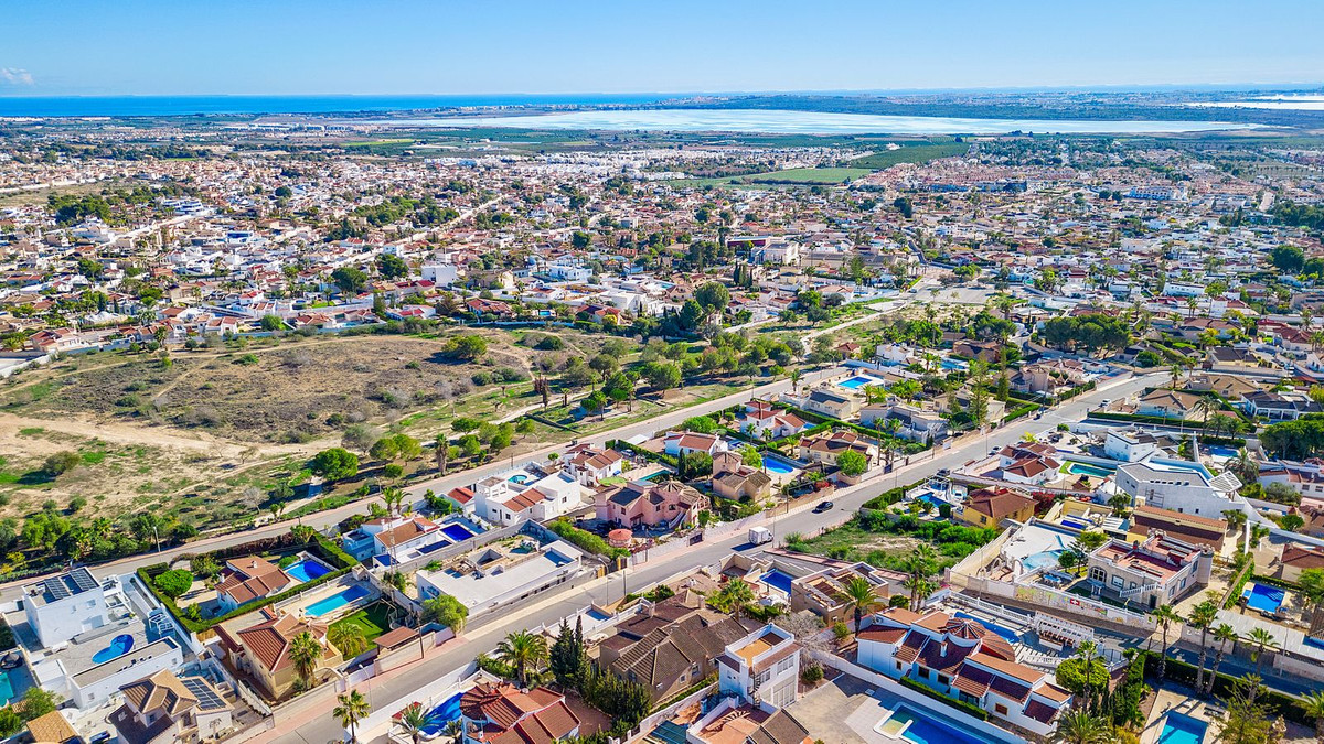 Property main view 40