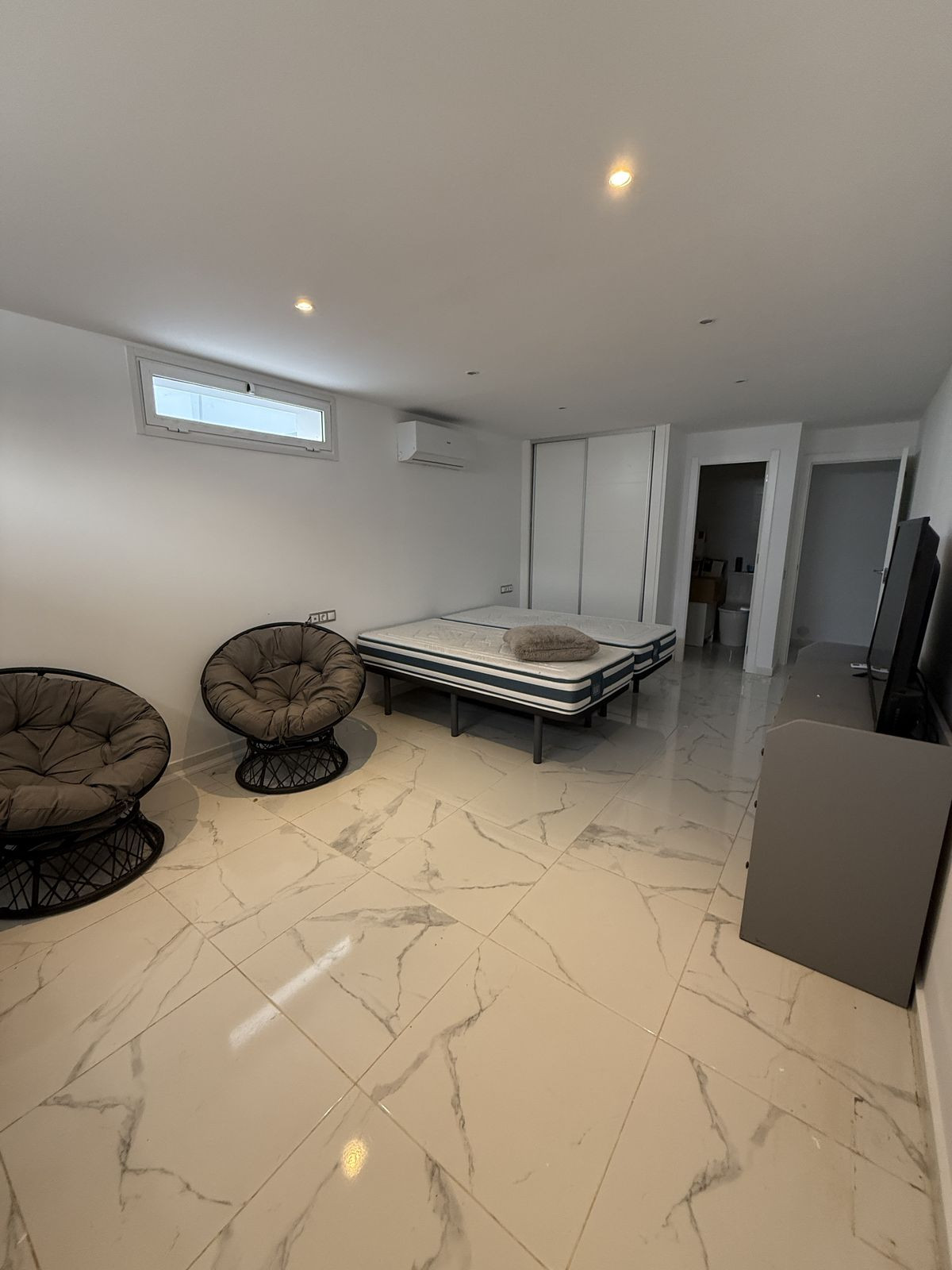 Property main view 33