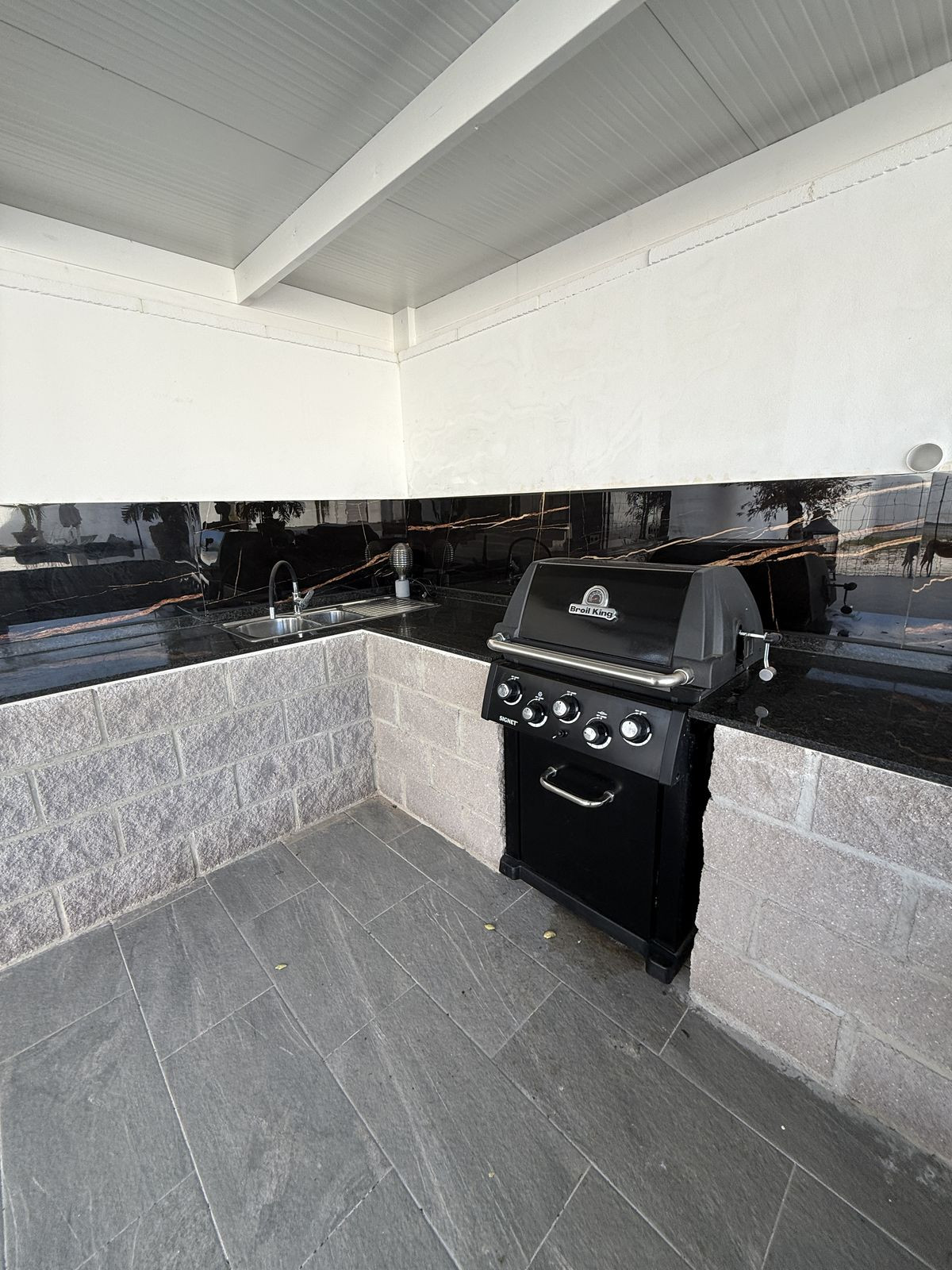 Property main view 36