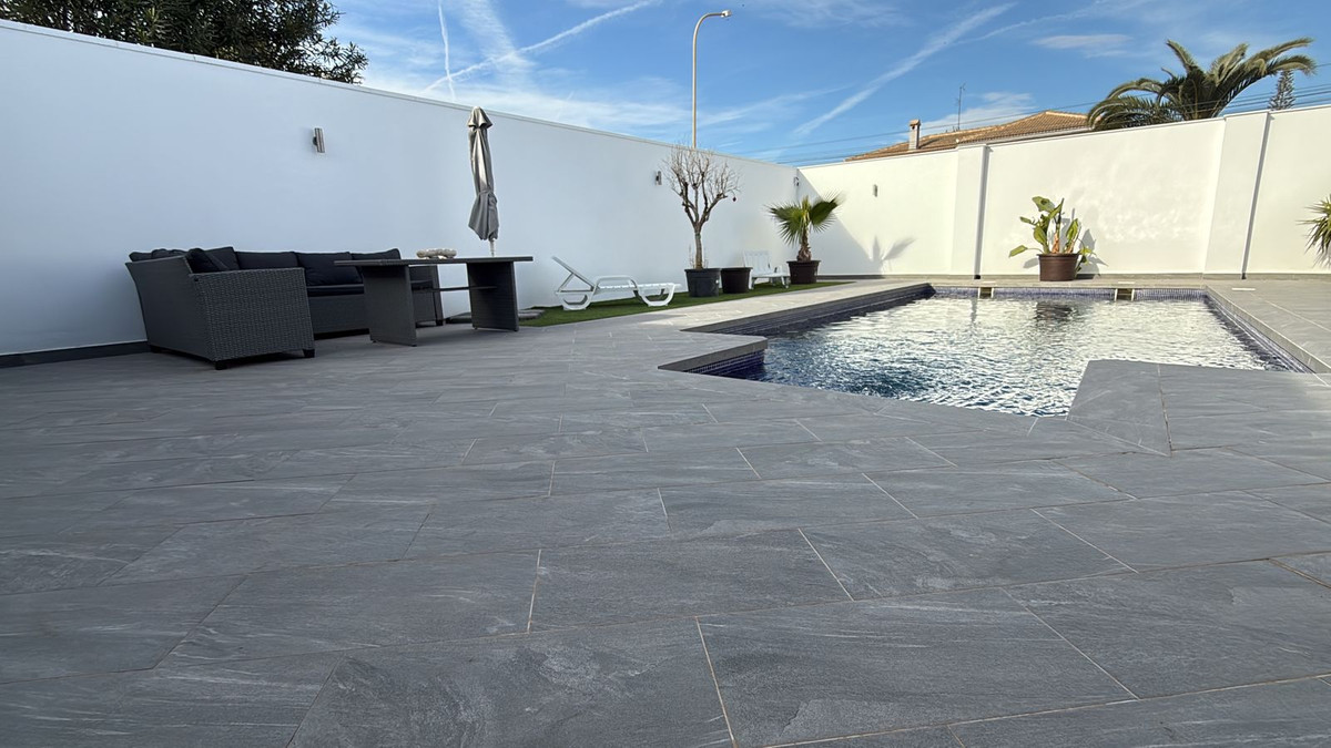 Property main view 40