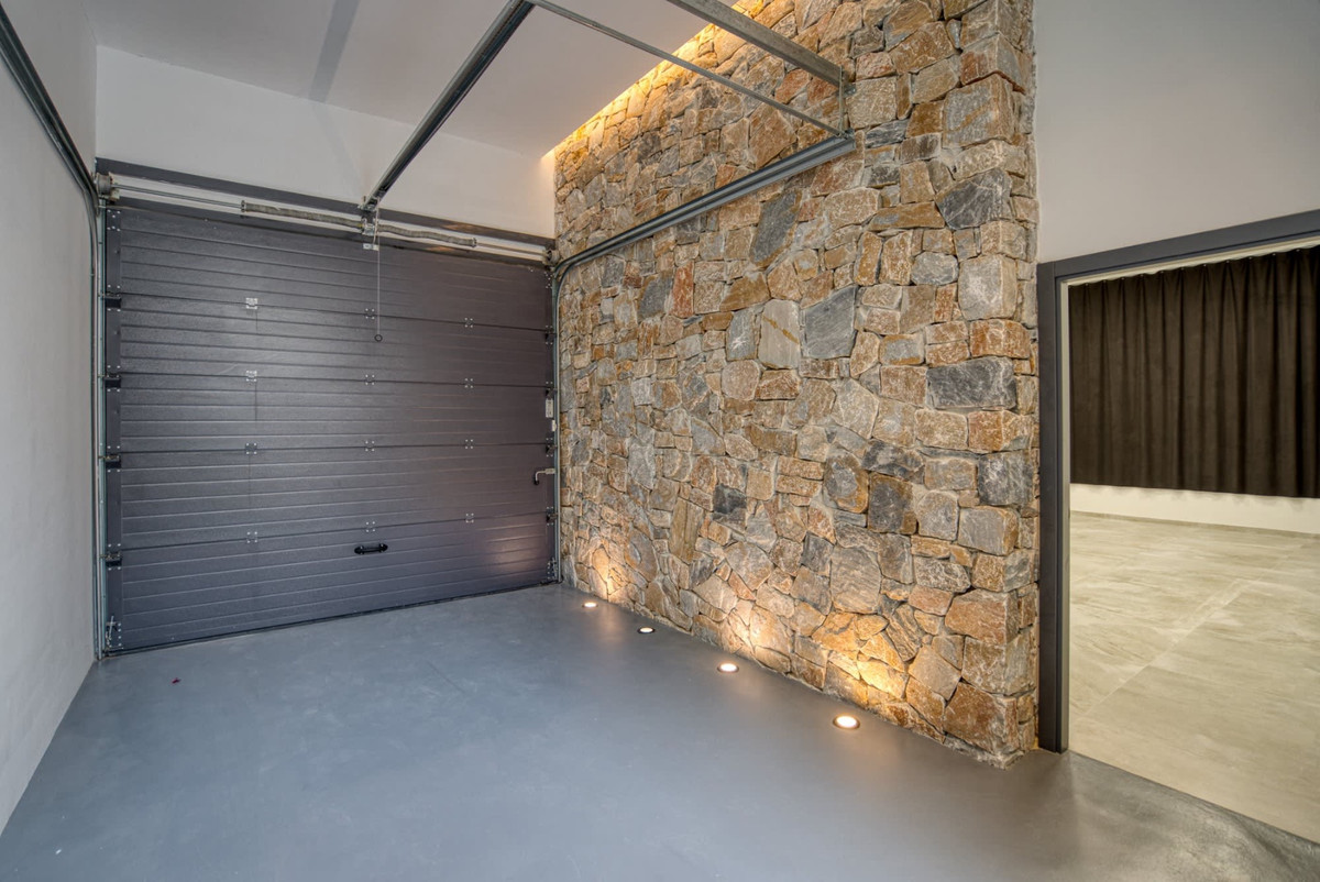 Property main view 48