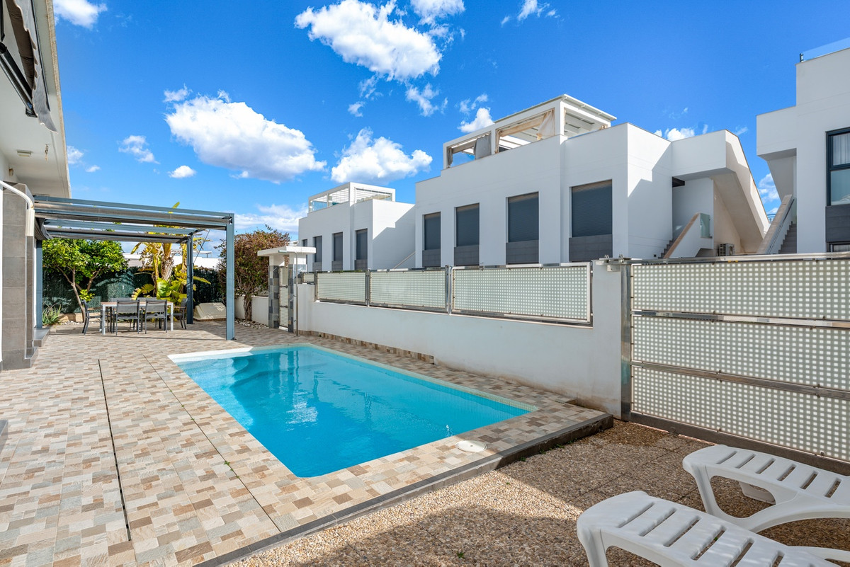 Huis te koop in Ciudad Quesada | 3 slaapkamers H5304373