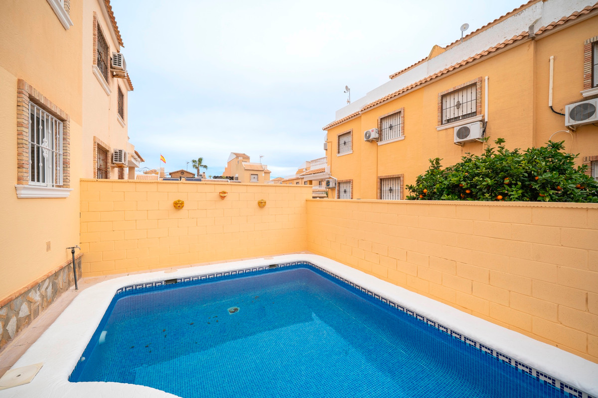 Quad te koop in Ciudad Quesada | 3 slaapkamers H5304376