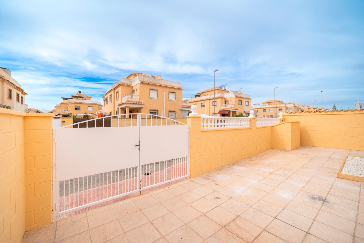 Quad te koop in Ciudad Quesada | 3 slaapkamers H5304376