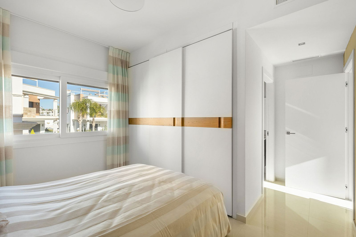 Huis te koop in Ciudad Quesada | 3 slaapkamers H5307244