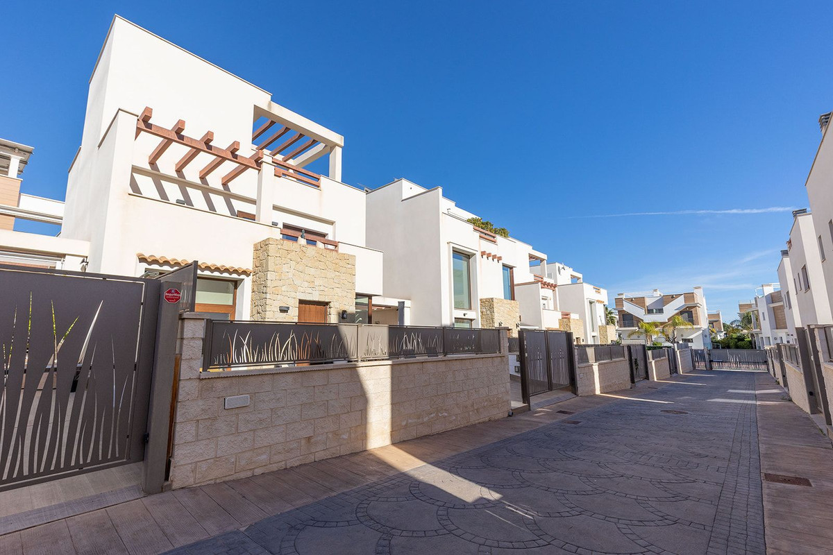 Huis te koop in Ciudad Quesada | 3 slaapkamers H5307244