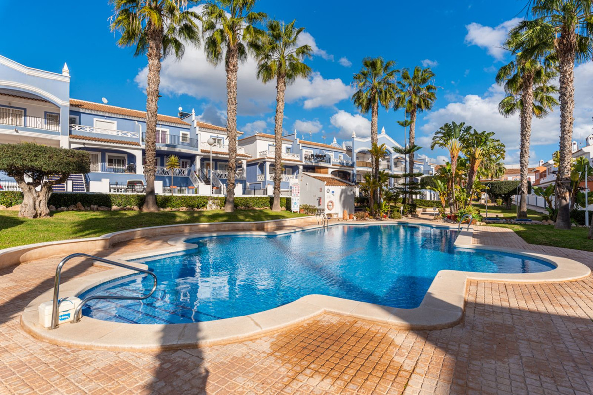 Huis te koop in Ciudad Quesada | 4 slaapkamers H5307304