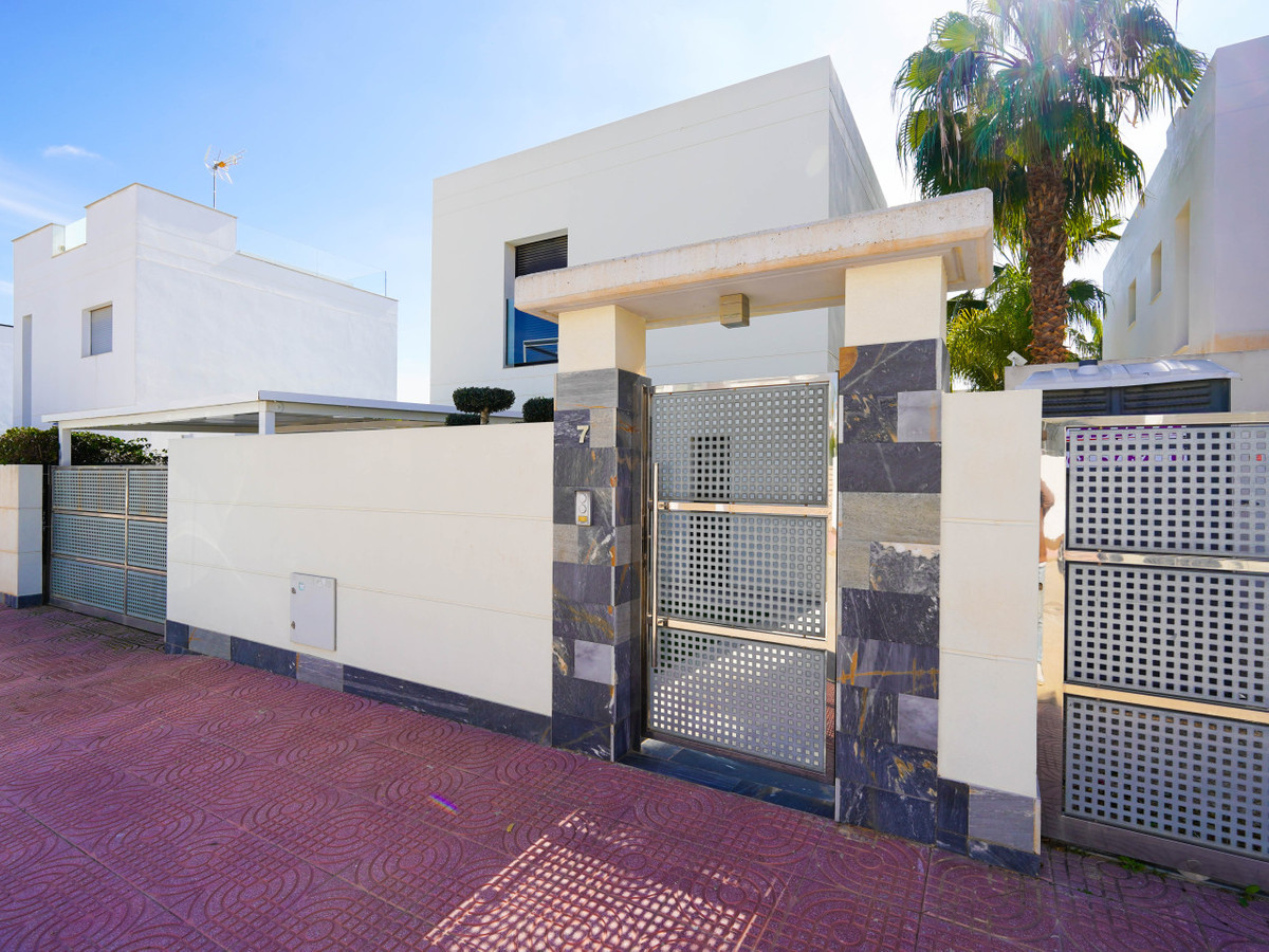 Property main view 44