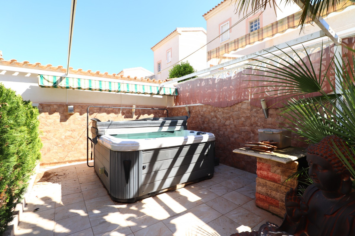 Huis te koop in Ciudad Quesada | 2 slaapkamers H5338243