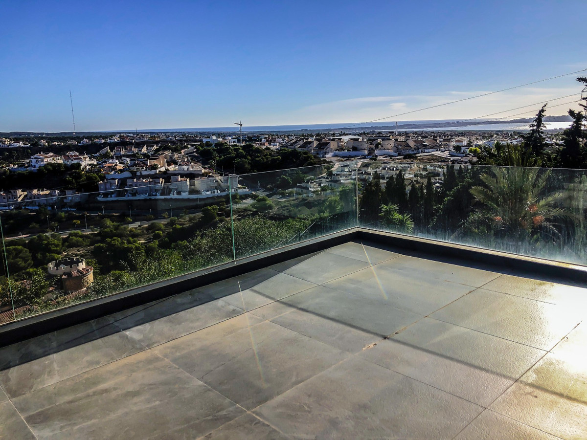 Huis te koop in Ciudad Quesada | 6 slaapkamers H5354668