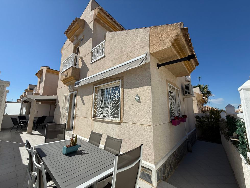 Huis te koop in Ciudad Quesada | 3 slaapkamers H5357776