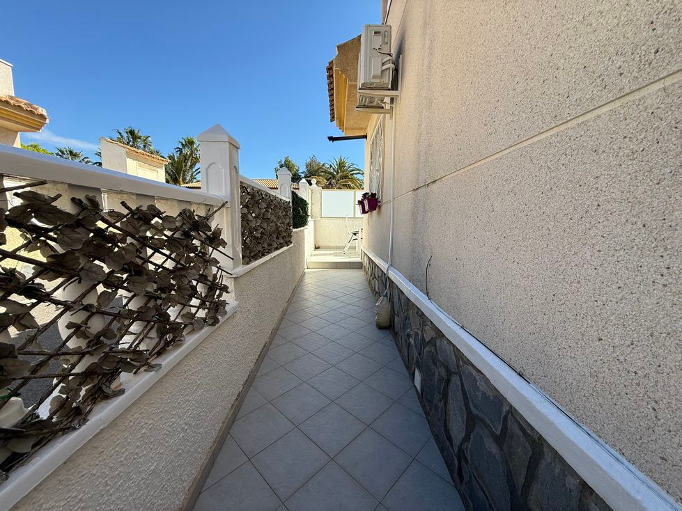 Huis te koop in Ciudad Quesada | 3 slaapkamers H5357776