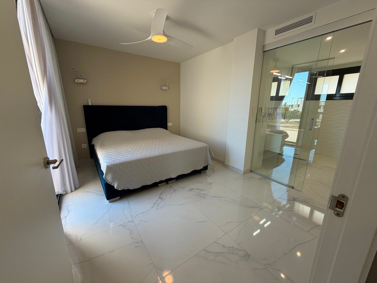 Huis te koop in Ciudad Quesada | 3 slaapkamers H5363098
