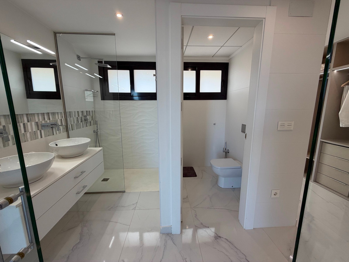 Huis te koop in Ciudad Quesada | 3 slaapkamers H5363098