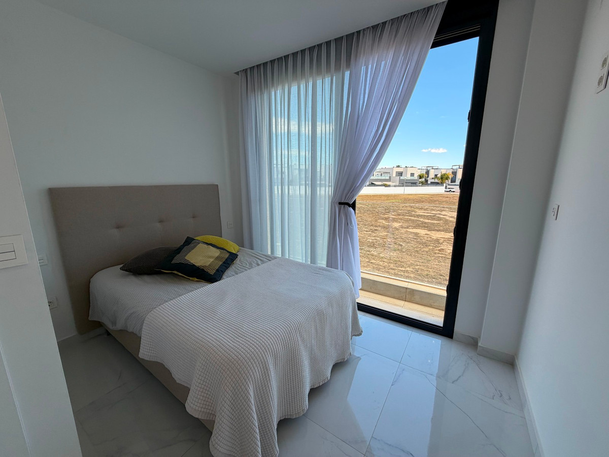 Huis te koop in Ciudad Quesada | 3 slaapkamers H5363098