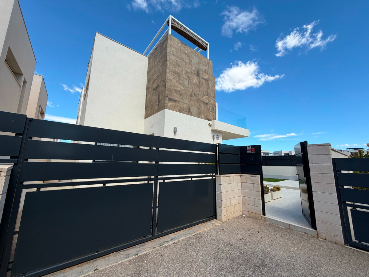 Huis te koop in Ciudad Quesada | 3 slaapkamers H5363098