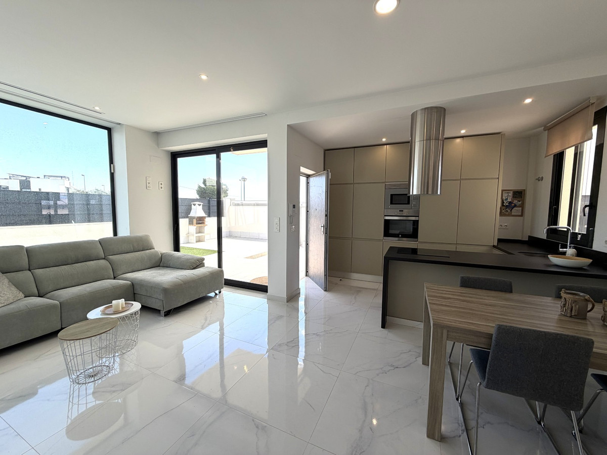 Huis te koop in Ciudad Quesada | 3 slaapkamers H5363098