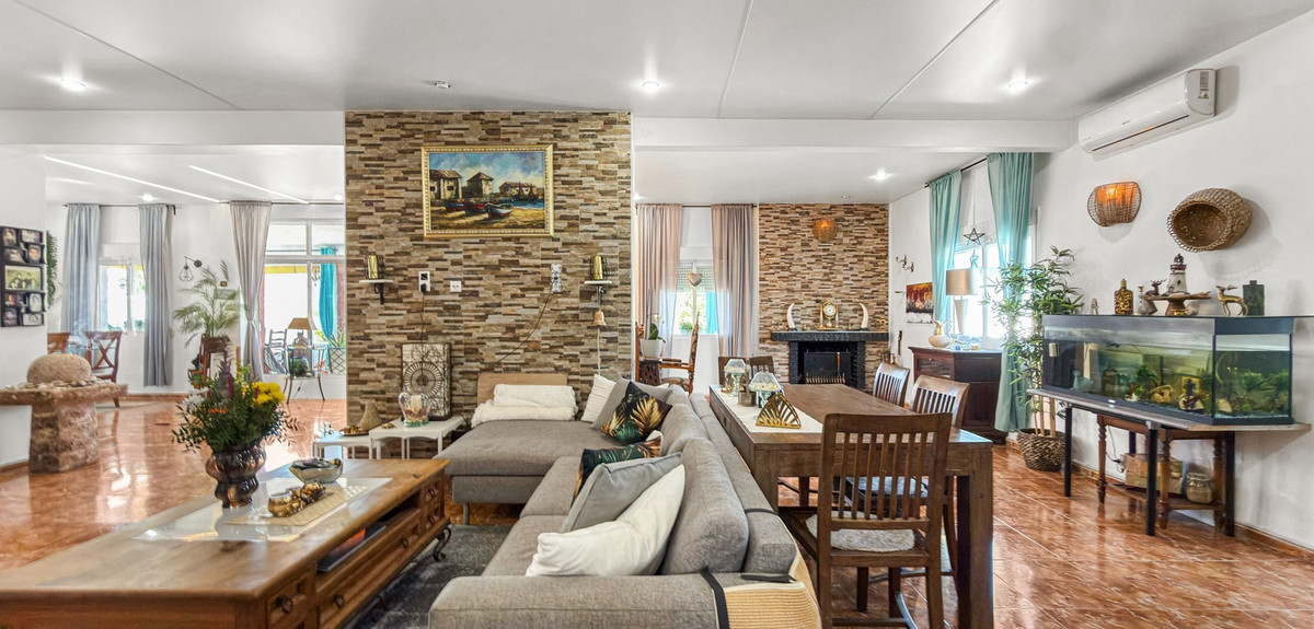 Huis te koop in Ciudad Quesada | 7 slaapkamers H5368513