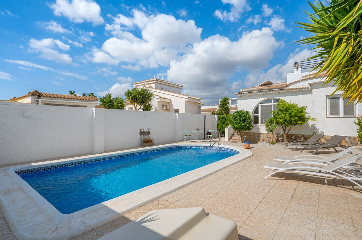 Huis te koop in Ciudad Quesada | 3 slaapkamers H5378218