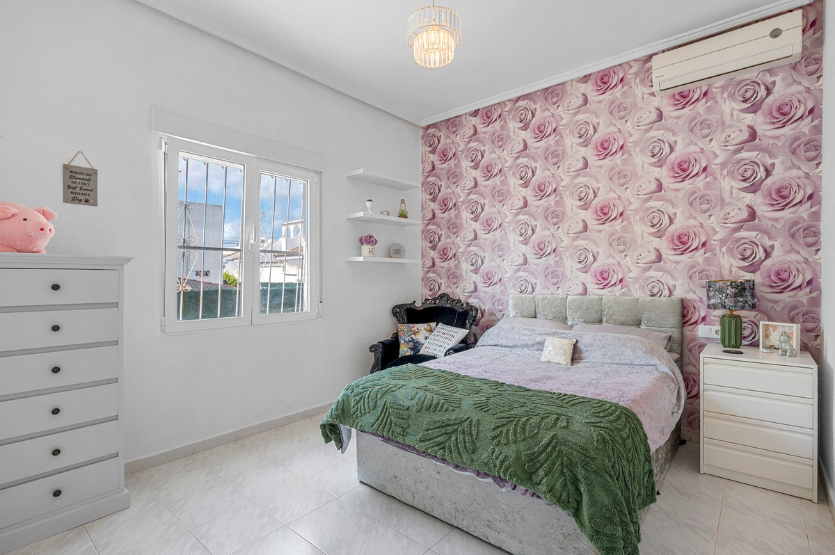 Huis te koop in Ciudad Quesada | 3 slaapkamers H5378218