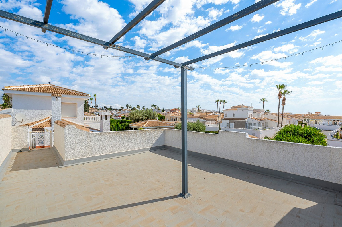 Huis te koop in Ciudad Quesada | 3 slaapkamers H5378218