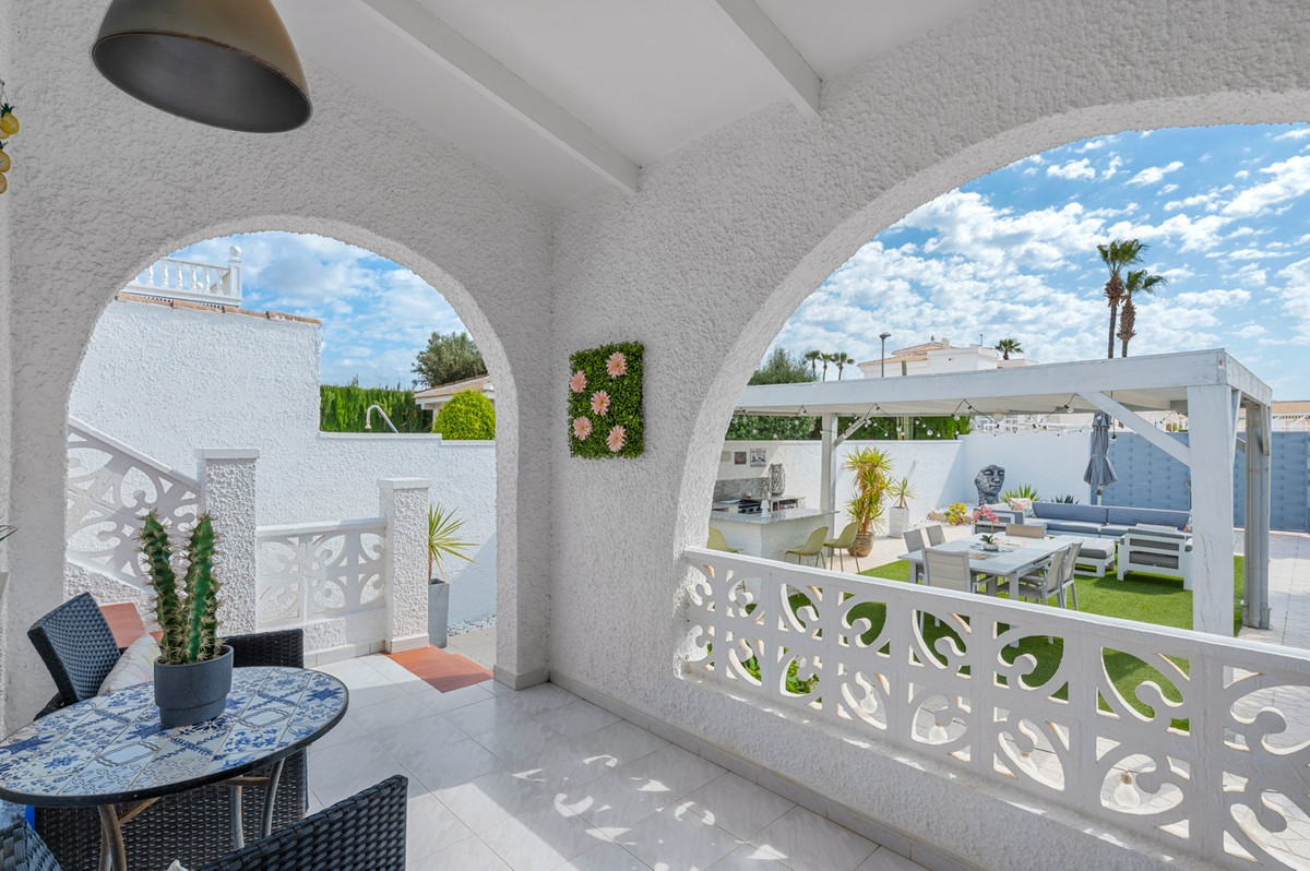 Huis te koop in Ciudad Quesada | 3 slaapkamers H5378218
