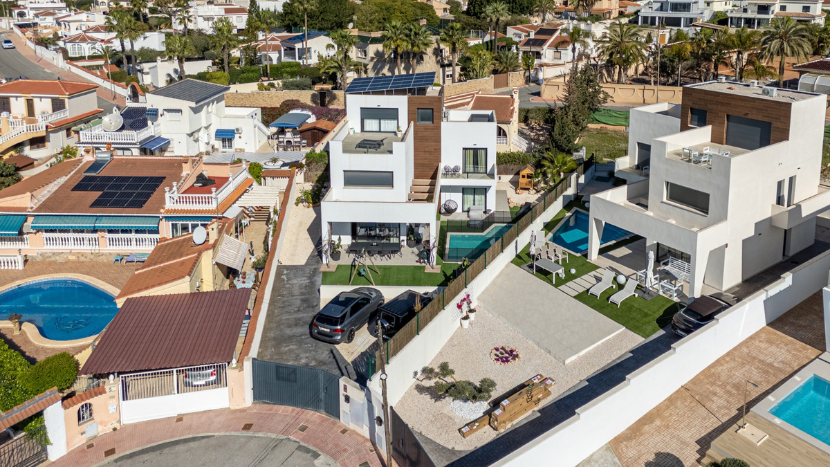 Huis te koop in Ciudad Quesada | 4 slaapkamers H5389495