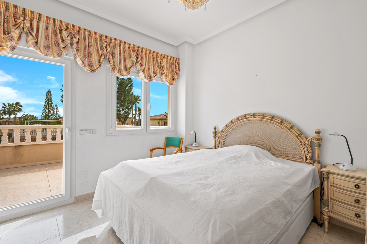 Huis te koop in Ciudad Quesada | 4 slaapkamers H5400862