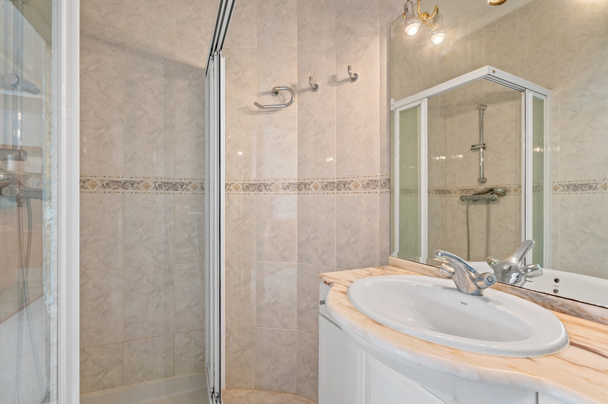 Huis te koop in Ciudad Quesada | 4 slaapkamers H5400862