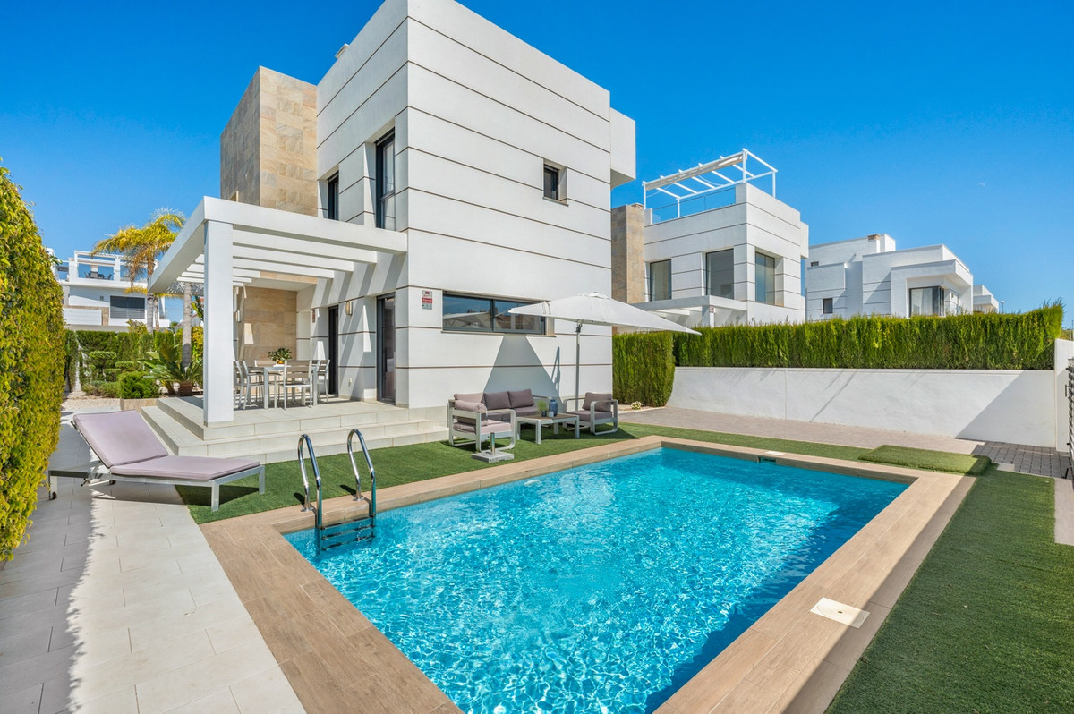 Huis te koop in Ciudad Quesada | 3 slaapkamers H5400892