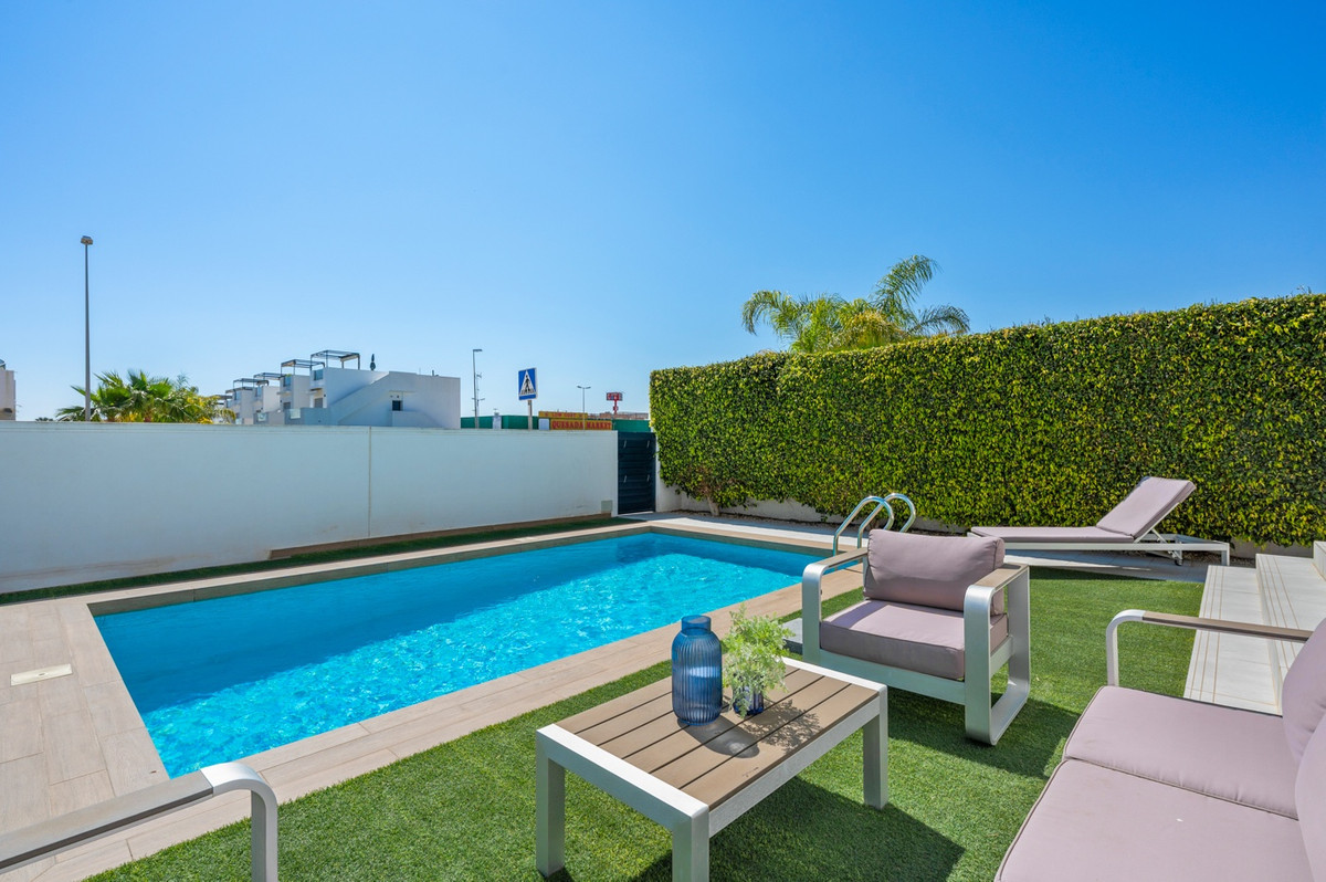 Huis te koop in Ciudad Quesada | 3 slaapkamers H5400892