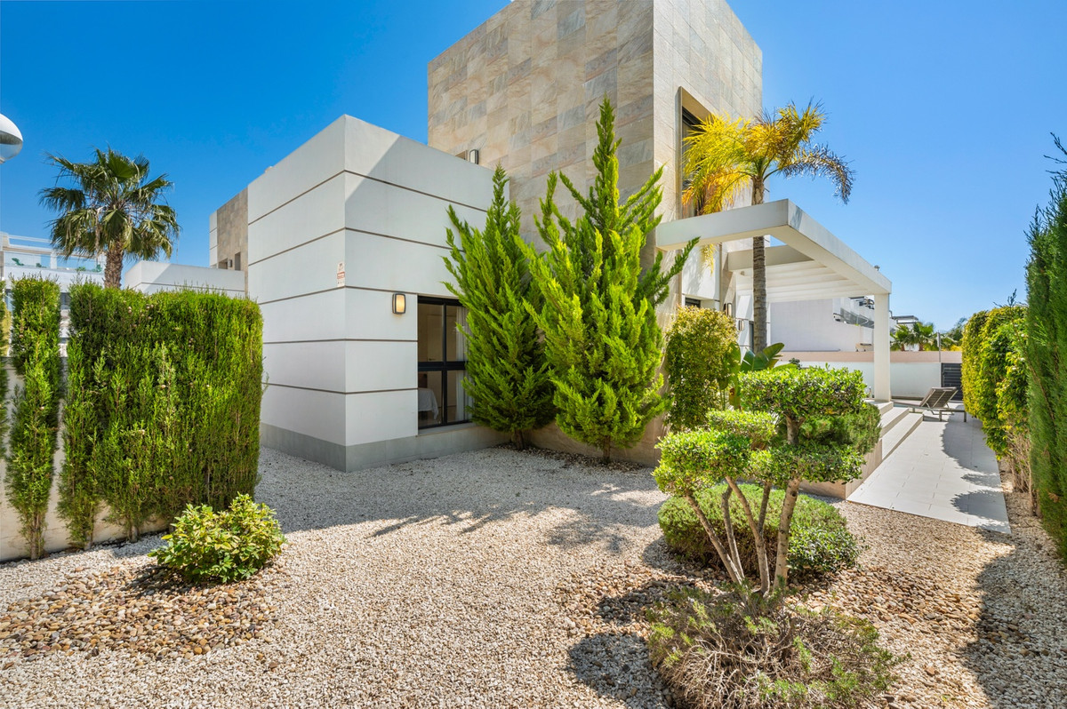 Huis te koop in Ciudad Quesada | 3 slaapkamers H5400892