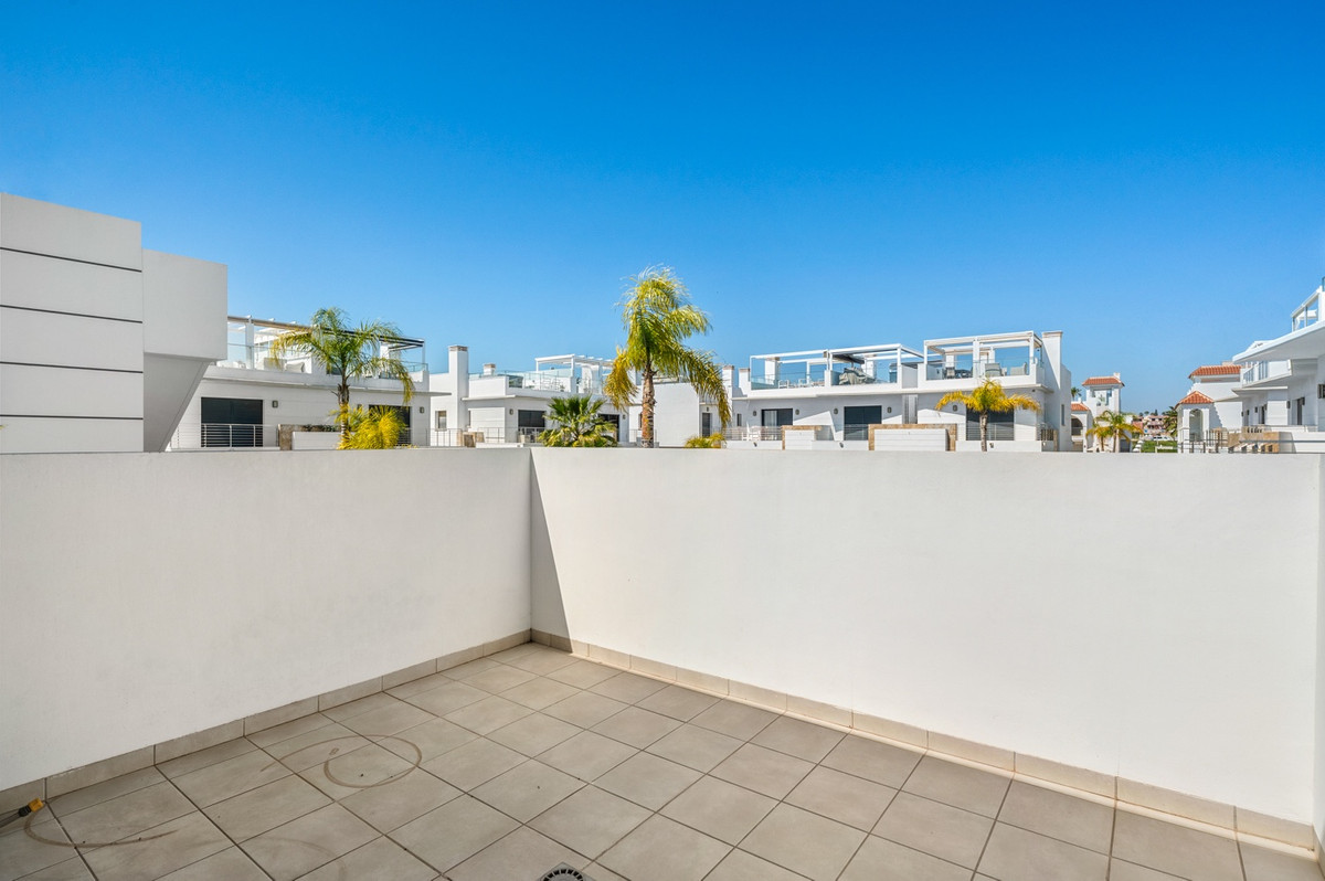 Huis te koop in Ciudad Quesada | 3 slaapkamers H5400892