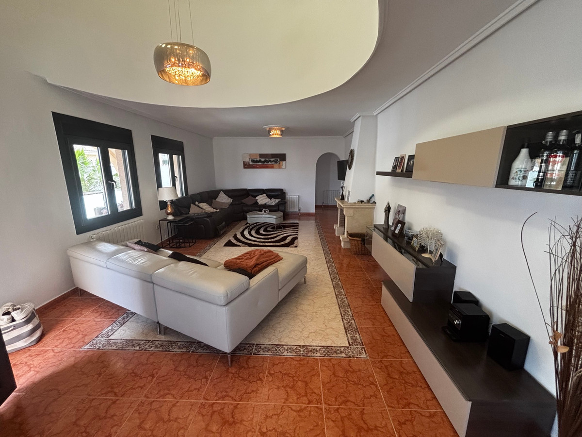 Huis te koop in Ciudad Quesada | 4 slaapkamers H5407093