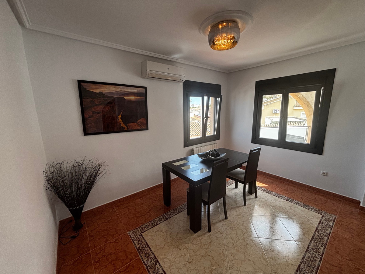Huis te koop in Ciudad Quesada | 4 slaapkamers H5407093